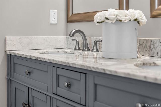 191 N Huron Street, Ronkonkoma, NY 11779