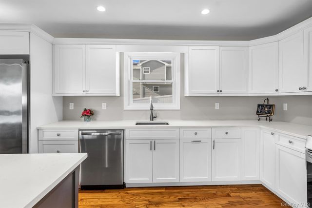 191 N Huron Street, Ronkonkoma, NY 11779