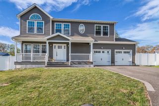 191 N Huron Street, Ronkonkoma, NY 11779