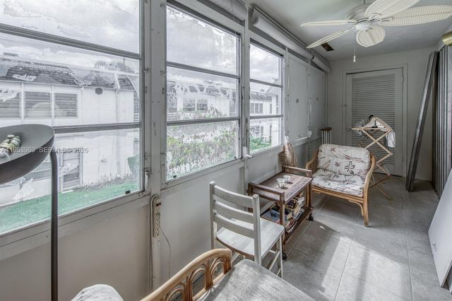 2440 Lake Osborne Dr 210, Lake Worth, FL 33461