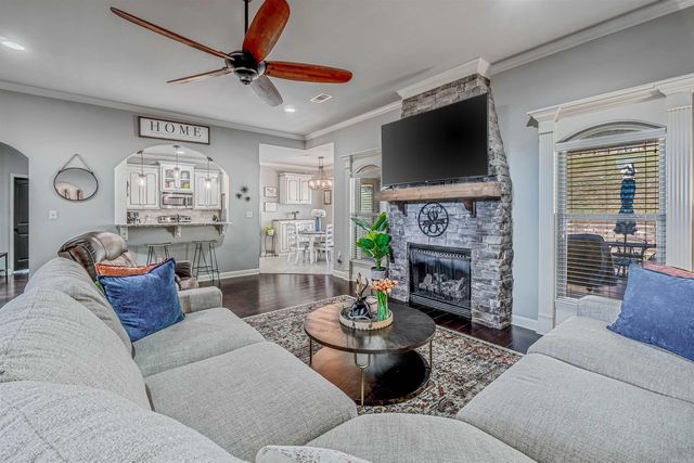 28 Morgan Valley Drive, Vilonia, AR 72173