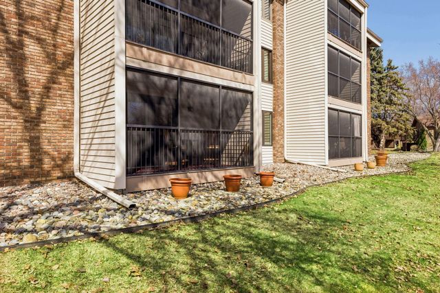 3150 Glen Oaks Avenue 111A, White Bear Lake, MN 55110