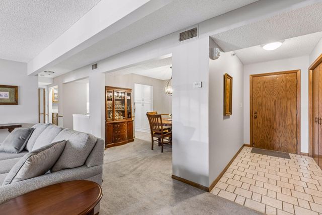 3150 Glen Oaks Avenue 111A, White Bear Lake, MN 55110