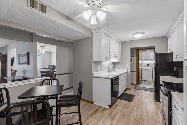 3150 Glen Oaks Avenue 111A, White Bear Lake, MN 55110