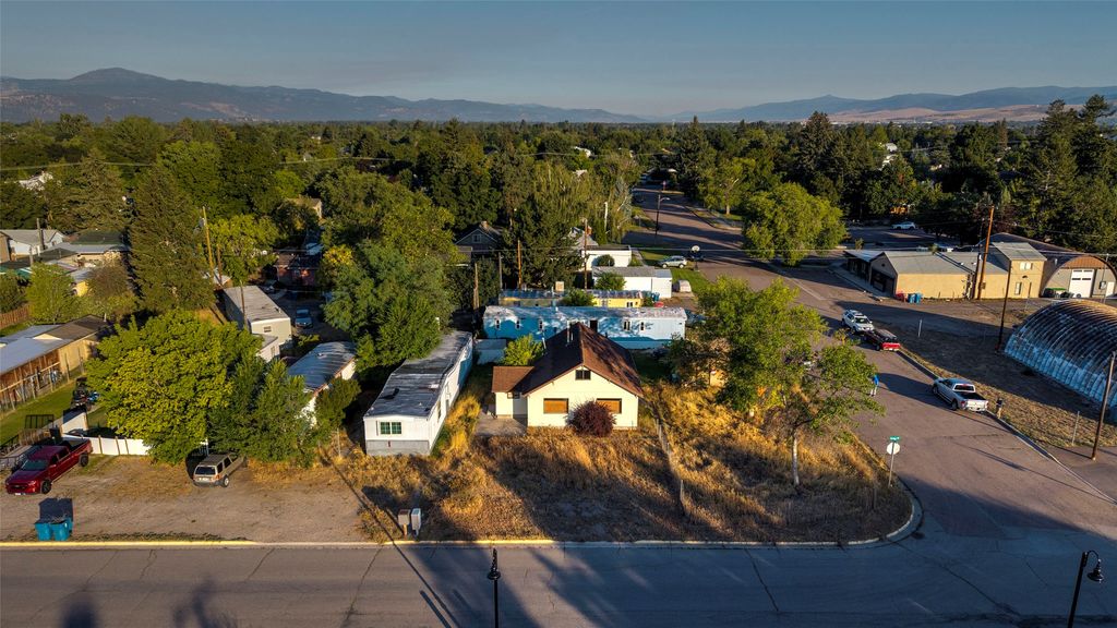 609 W Addison Street, Missoula, MT 59801 photo 3