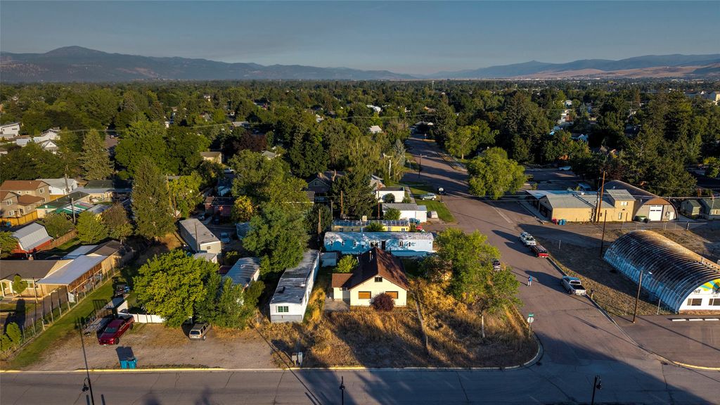 609 W Addison Street, Missoula, MT 59801 photo 4
