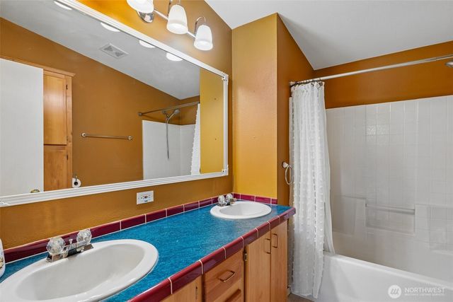 2102 Abernethy Road NE, Olympia, WA 98516