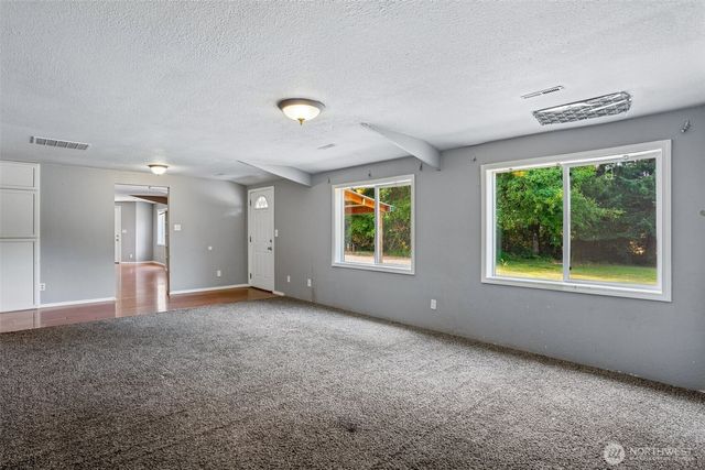 2102 Abernethy Road NE, Olympia, WA 98516