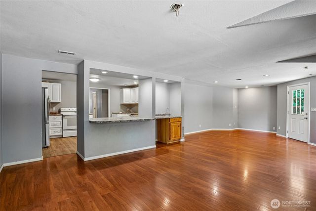 2102 Abernethy Road NE, Olympia, WA 98516
