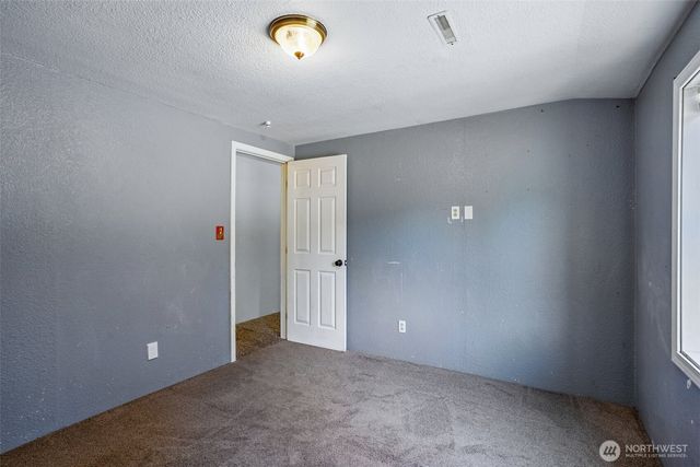 2102 Abernethy Road NE, Olympia, WA 98516