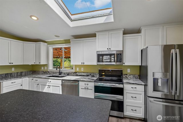 2102 Abernethy Road NE, Olympia, WA 98516
