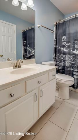 3807 Sumerlin Dr, Buckner, KY 40010