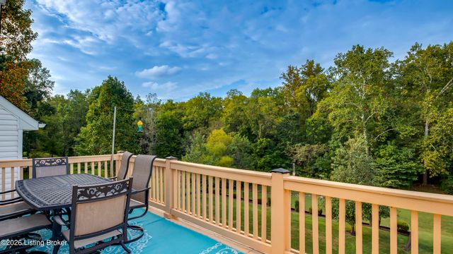 3807 Sumerlin Dr, Buckner, KY 40010