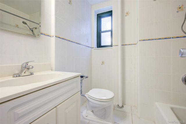 34-40 79th Street 1D, Jackson Heights, NY 11372