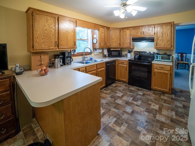 115 Apple Blossom Drive, Morganton, NC 28655