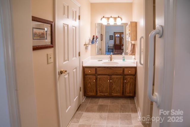 115 Apple Blossom Drive, Morganton, NC 28655