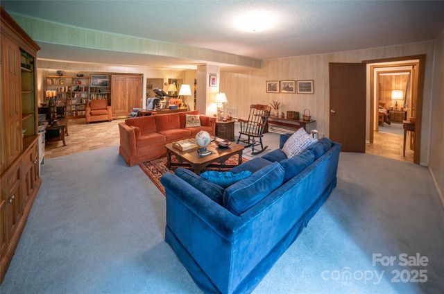 115 Apple Blossom Drive, Morganton, NC 28655