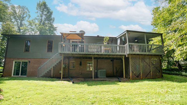 115 Apple Blossom Drive, Morganton, NC 28655