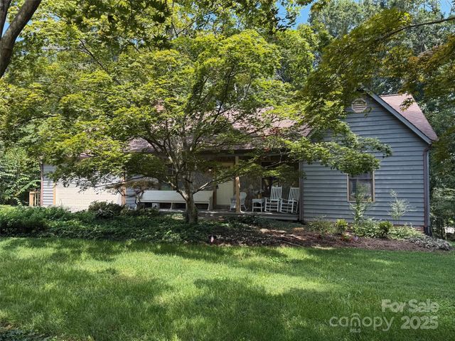 115 Apple Blossom Drive, Morganton, NC 28655
