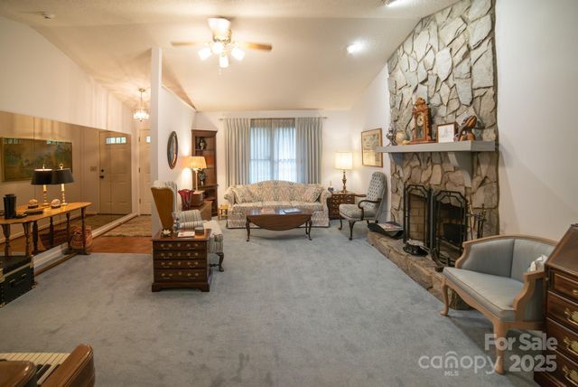 115 Apple Blossom Drive, Morganton, NC 28655