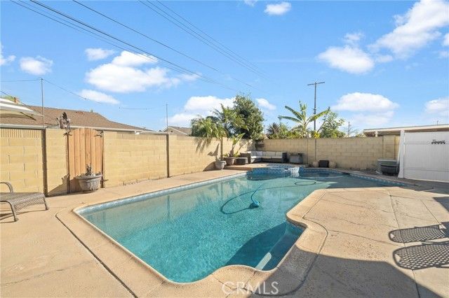 15942 Topaz, Westminster, CA 92683