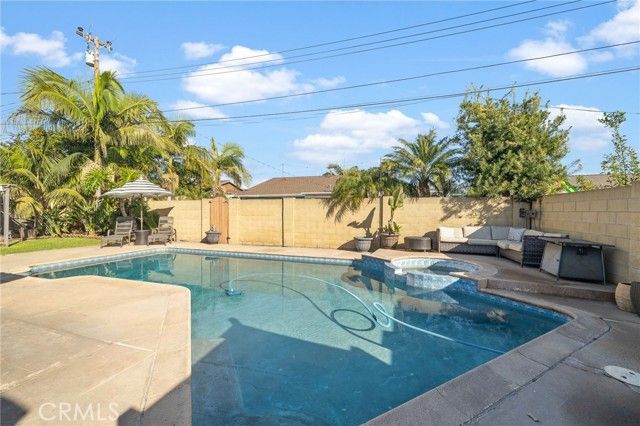 15942 Topaz, Westminster, CA 92683