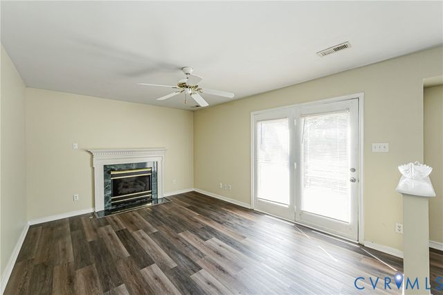 811 Kiefer Field Ct, Glen Allen, VA 23059