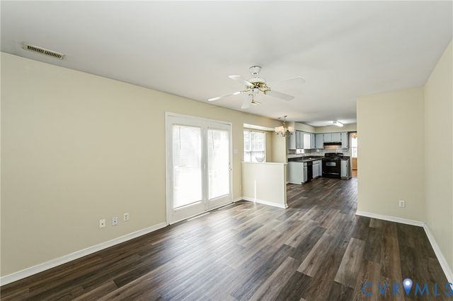 811 Kiefer Field Ct, Glen Allen, VA 23059