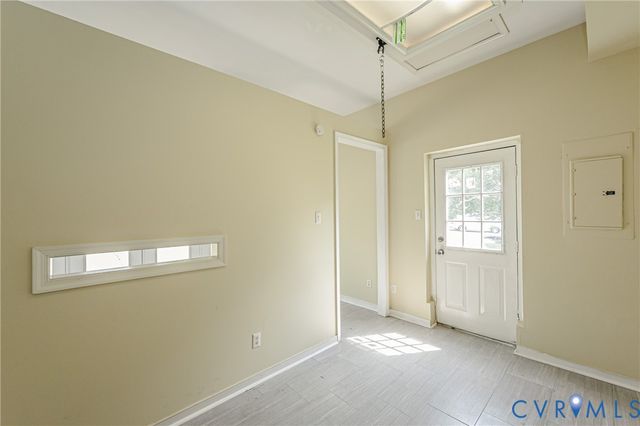 811 Kiefer Field Ct, Glen Allen, VA 23059