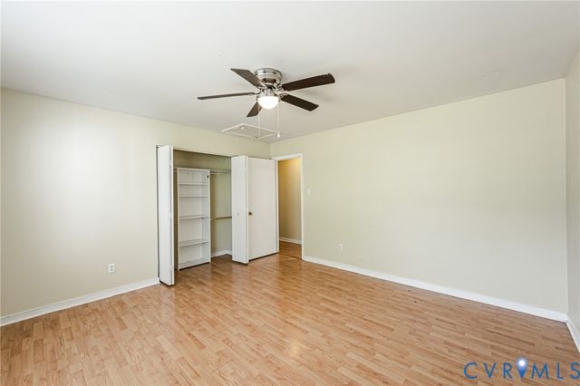 811 Kiefer Field Ct, Glen Allen, VA 23059