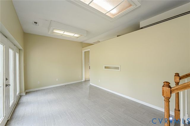 811 Kiefer Field Ct, Glen Allen, VA 23059