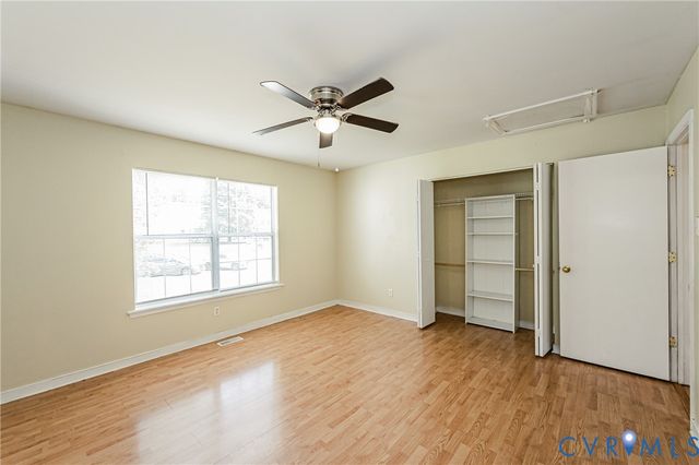 811 Kiefer Field Ct, Glen Allen, VA 23059