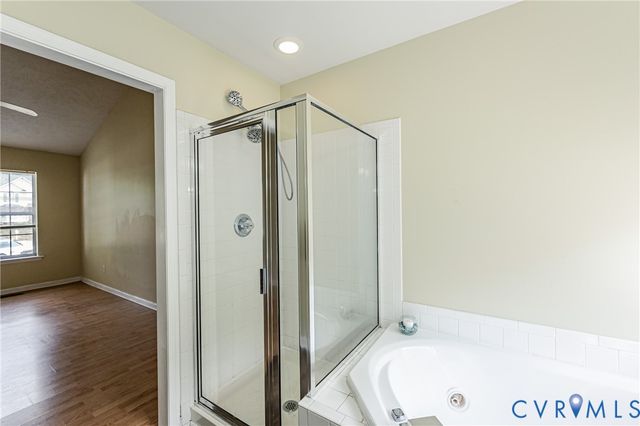 811 Kiefer Field Ct, Glen Allen, VA 23059