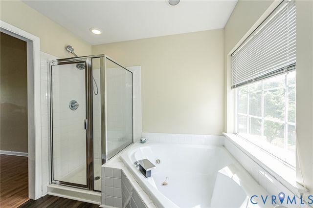 811 Kiefer Field Ct, Glen Allen, VA 23059