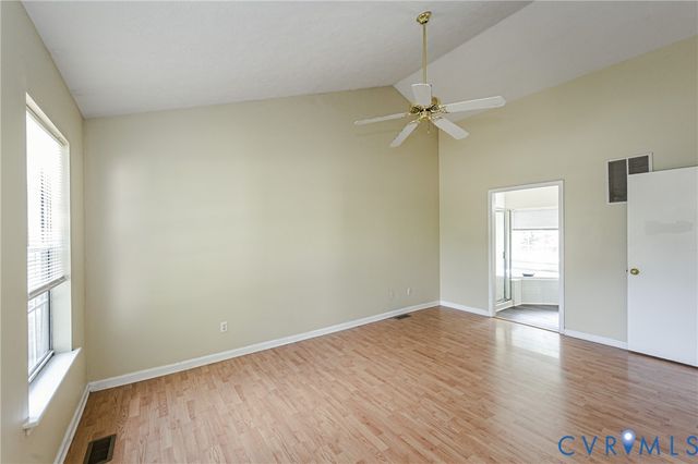 811 Kiefer Field Ct, Glen Allen, VA 23059
