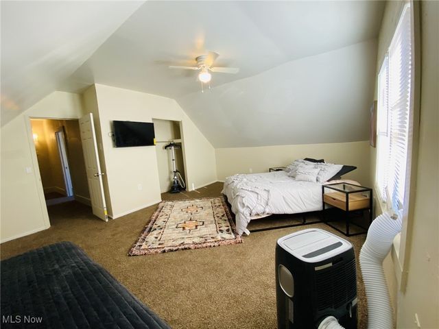 3660 E 53rd Street, Cleveland, OH 44105