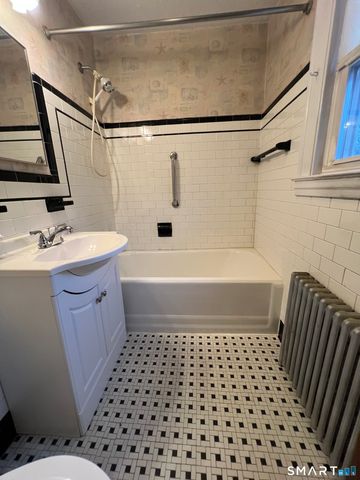 105 Sound View Terrace, New Haven, CT 06512