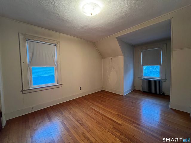 105 Sound View Terrace, New Haven, CT 06512