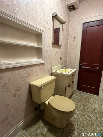 105 Sound View Terrace, New Haven, CT 06512