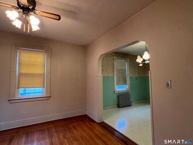 105 Sound View Terrace, New Haven, CT 06512