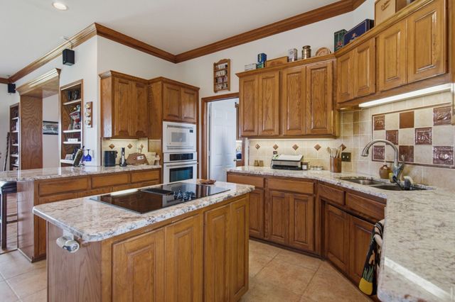 117 John Chisholm Road, Weatherford, TX 76087