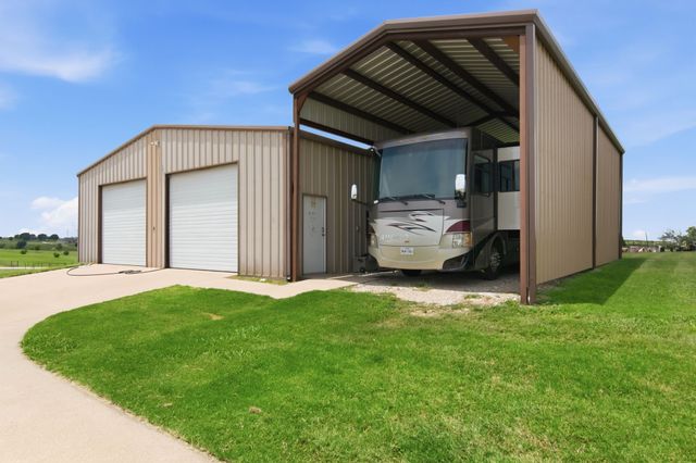 117 John Chisholm Road, Weatherford, TX 76087