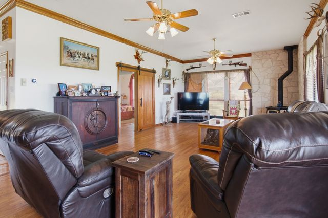 117 John Chisholm Road, Weatherford, TX 76087