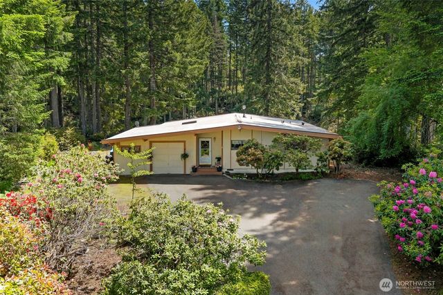 91 E Jack Pine Lane, Union, WA 98592