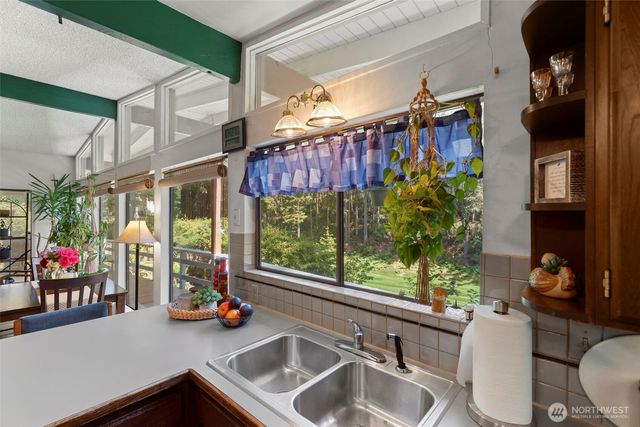 91 E Jack Pine Lane, Union, WA 98592