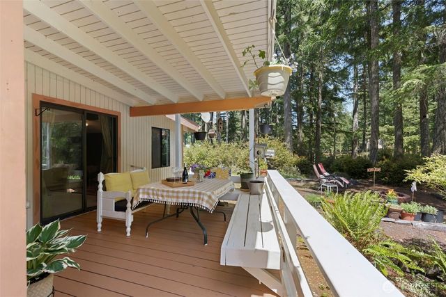 91 E Jack Pine Lane, Union, WA 98592