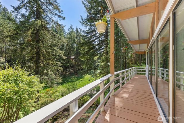91 E Jack Pine Lane, Union, WA 98592