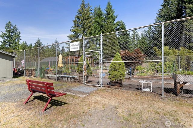 91 E Jack Pine Lane, Union, WA 98592