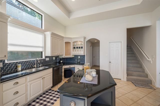 18706 Grand Harbor Point, Montgomery, TX 77356