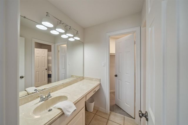18706 Grand Harbor Point, Montgomery, TX 77356